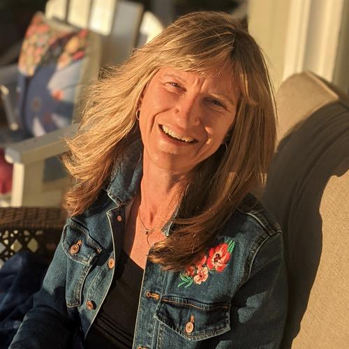 Profile Picture of Dr. Carolyn Kurle